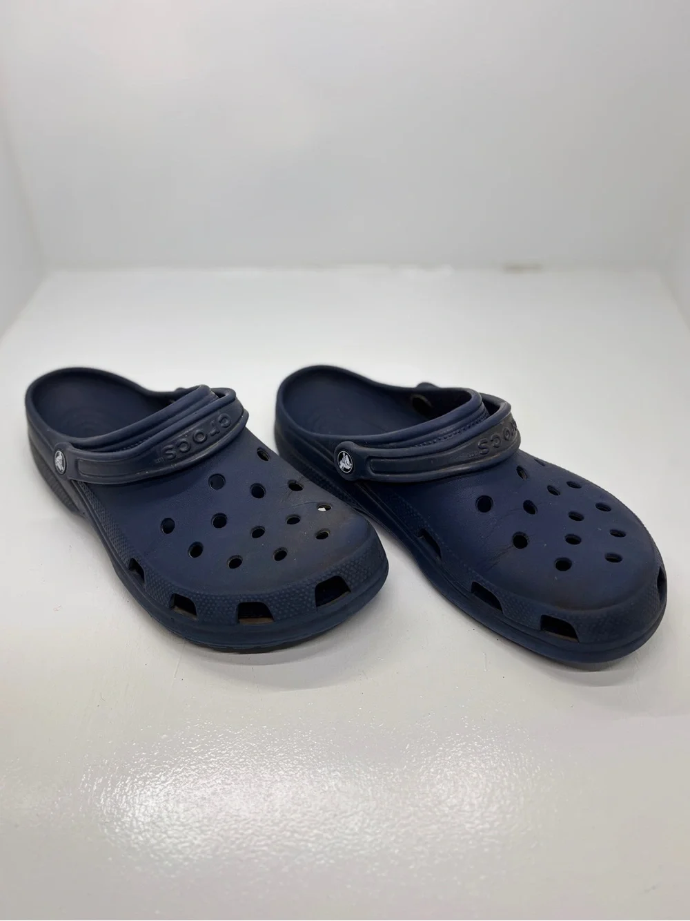Crocs Classic Clogs Navy Blue Men’s Size 11 Slip On Comfort Shoes